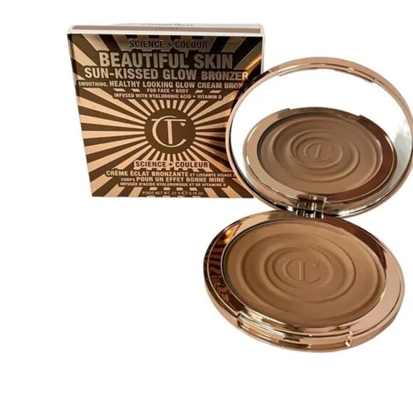 Charlotte Tilbury Sun-Kissed Glow Bronzer - Color 2 Medium - Picture 1 of 4